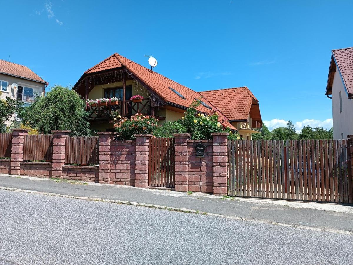 Privat Alma Leilighet Nová Lesná Eksteriør bilde